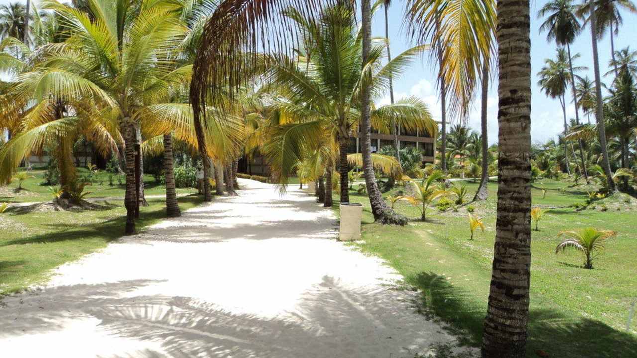 Weg vom Strand zum Hotel Villas Bavaro Resort & Spa
