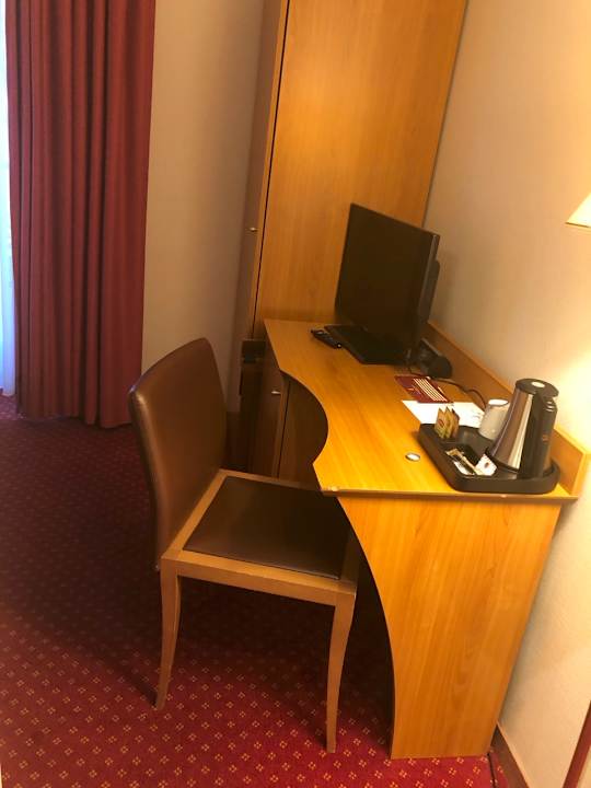 Zimmer Hotel International & Terminus