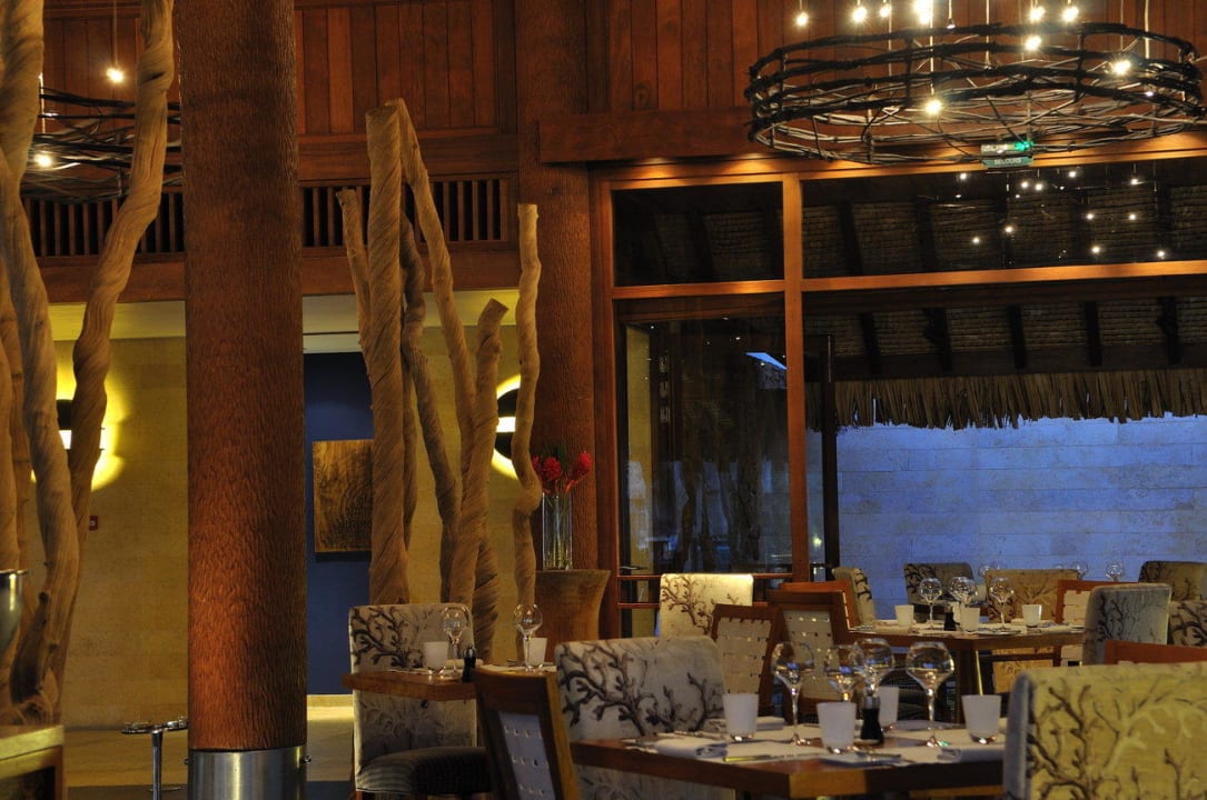 Restaurant Hotel Four Seasons Resort Bora Bora