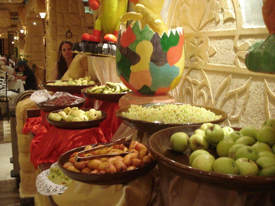 Obstauswahl im Hauptrestaurant Pickalbatros Alf Leila Wa Leila Resort - Neverland Hurghada