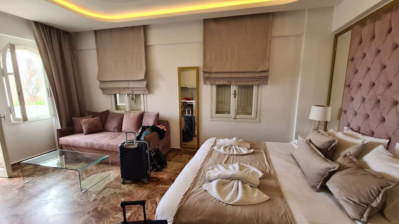 Zimmer Pinelopi Apartments