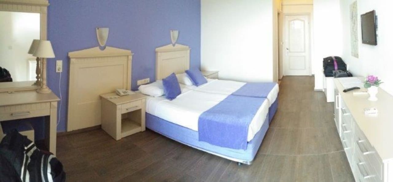 Zimmer 1420 Club Turtas Beach Hotel