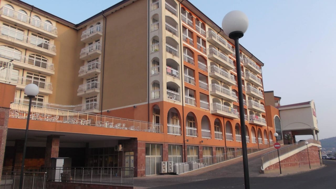 Haupteingang Sol Luna Bay