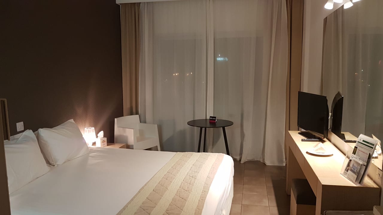 Zimmer Napa Mermaid Hotel & Suites