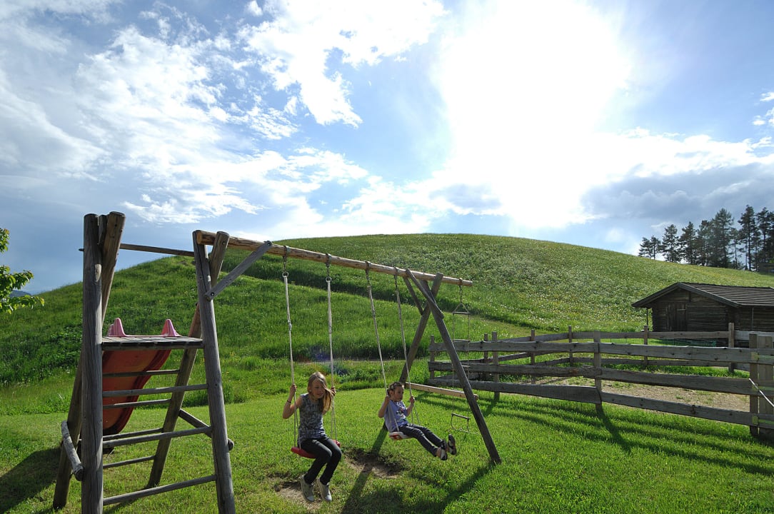 Die weiten Wiesen Bauernhof Parnoa