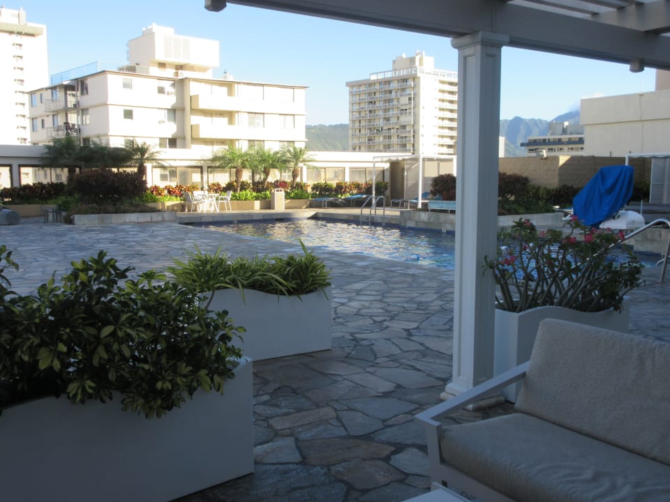 Pool Hilton Waikiki Beach