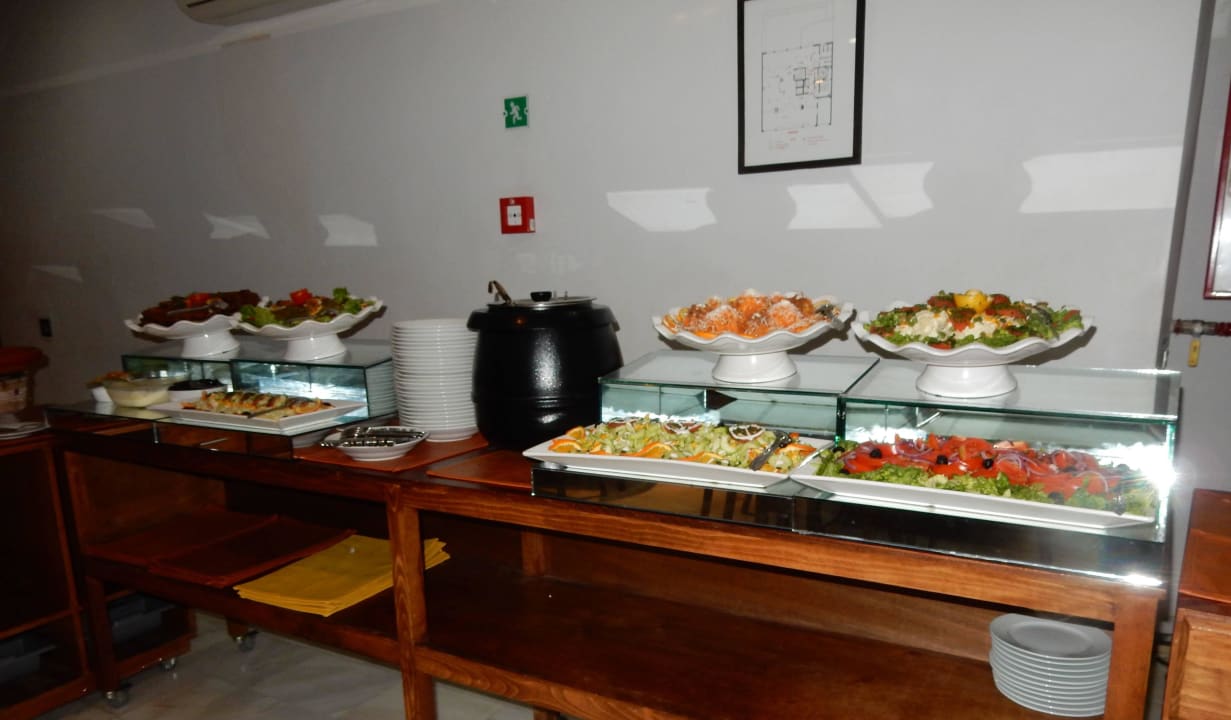 Vorspeisenbüffet Across Hotels & Spa