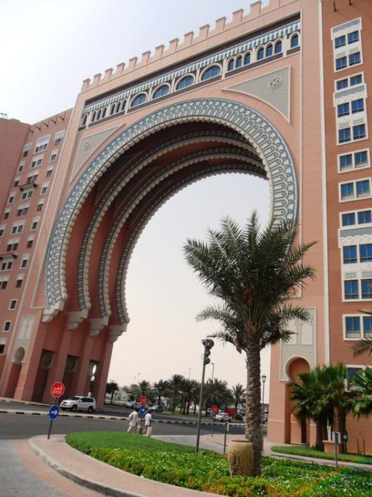 Das Buttata Gate Oaks Ibn Battuta Gate Dubai