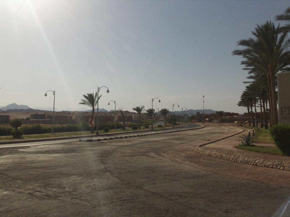 Rechts Pickalbatros Royal Moderna Resort-Sharm El Sheikh