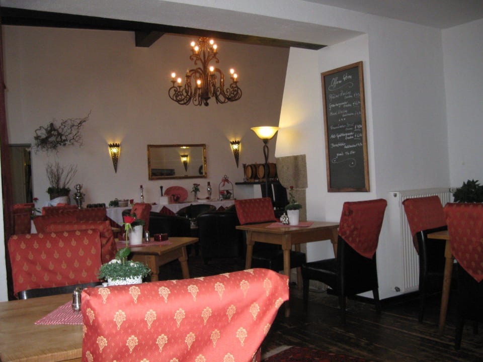 Frühstücksraum Burghaus & Villa Kronenburg