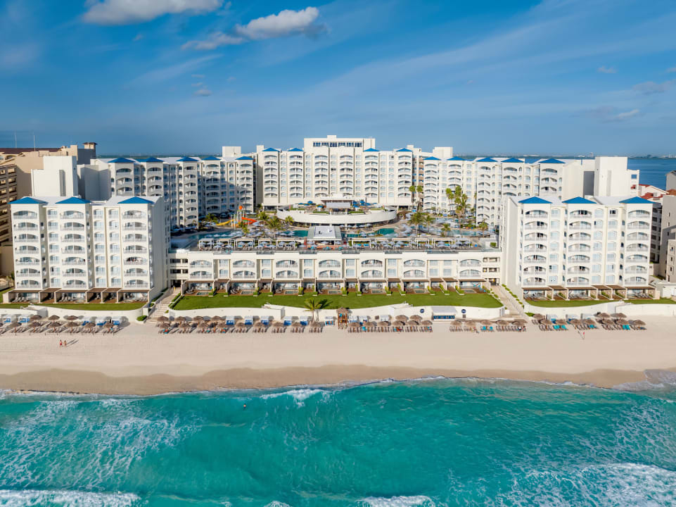 Außenansicht Hilton Cancun Mar Caribe All-Inclusive Resort