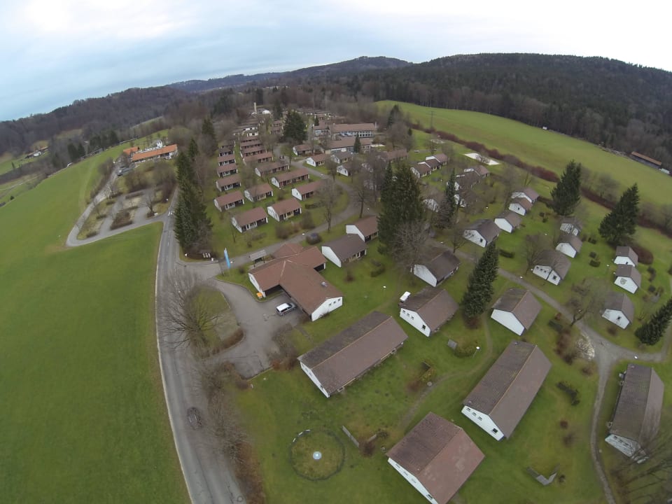 Luftaufnahme gelände Chiemgau Resort Siegsdorf