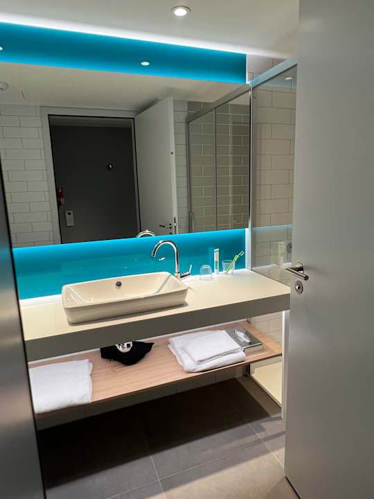 Zimmer Holiday Inn Express & Suites Sion by IHG