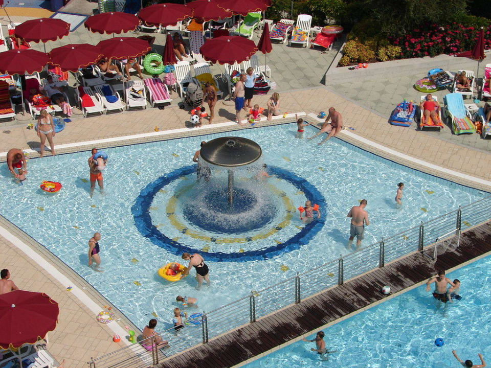 "Kinderpool Mit "Wasser-Pi..." Villaggio & Aparthotel Planetarium ...