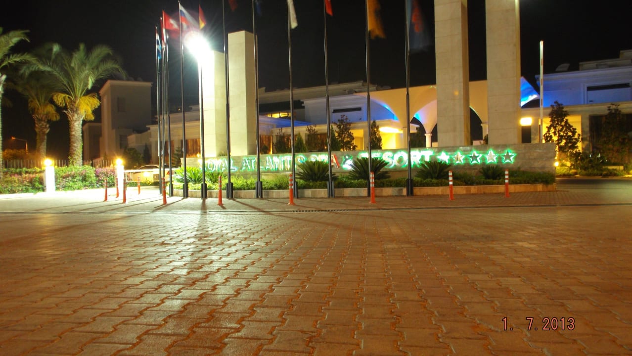 Hoteleingang Royal Atlantis Spa & Resort