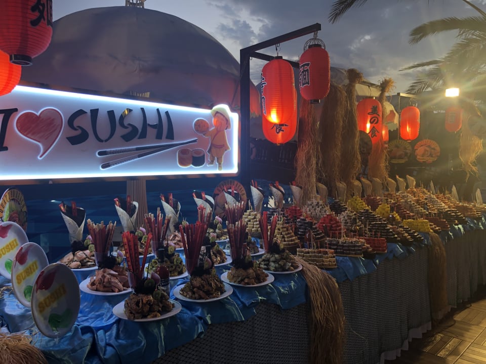 Gastro Quattro Beach Spa & Resort