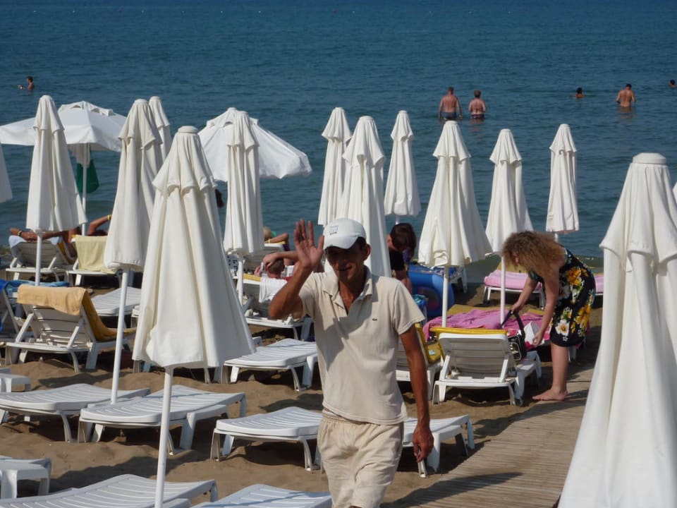 Hotel Strand mit Angestellten Side Bay Hotel