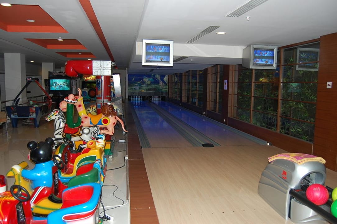 Bowlingbahn Limak Lara Deluxe Hotel & Resort