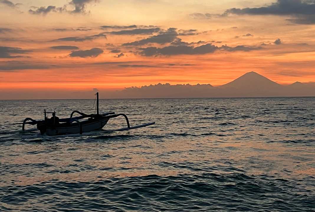 Strand Seven Secrets by Hanging Gardens