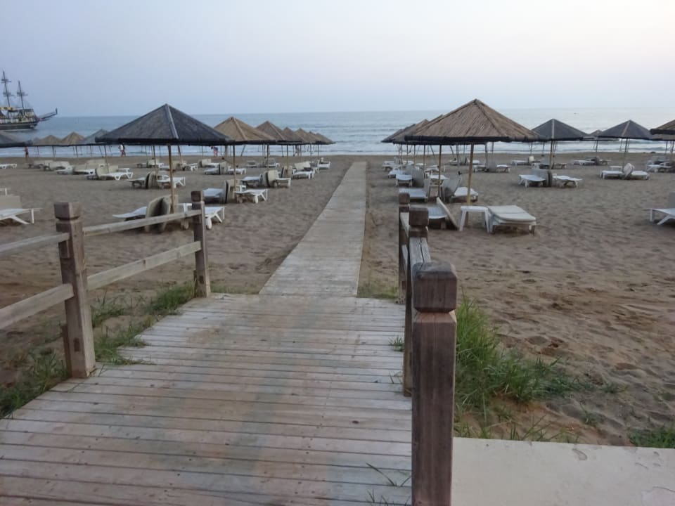 Strand Hotel Defne Ana
