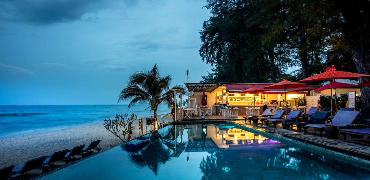 Pool Laksasubha Hua Hin