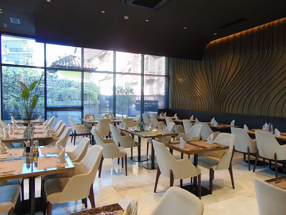 Gastro Hotel Elisa Tirana, Affiliated by Meliá