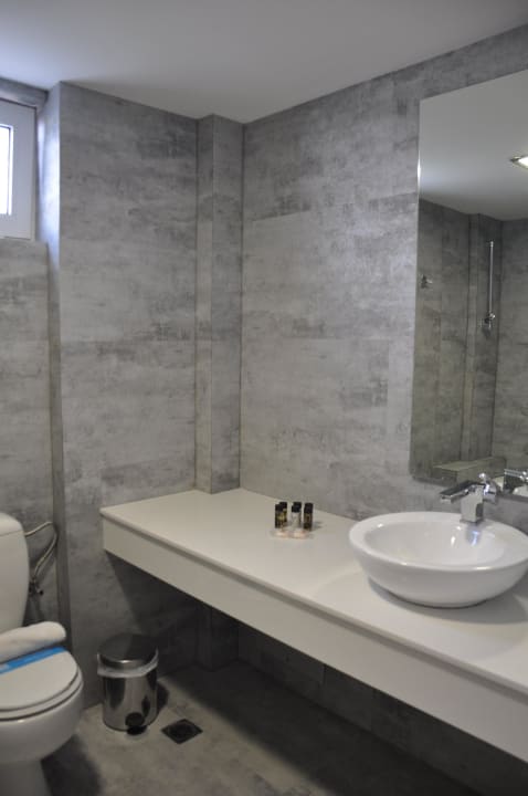 Bad Zimmer 307 ananea Kos