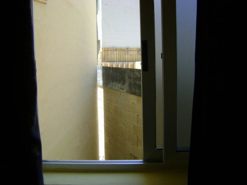 Ausblick aus dem Schlafzimmer Hotel Sliema Chalet