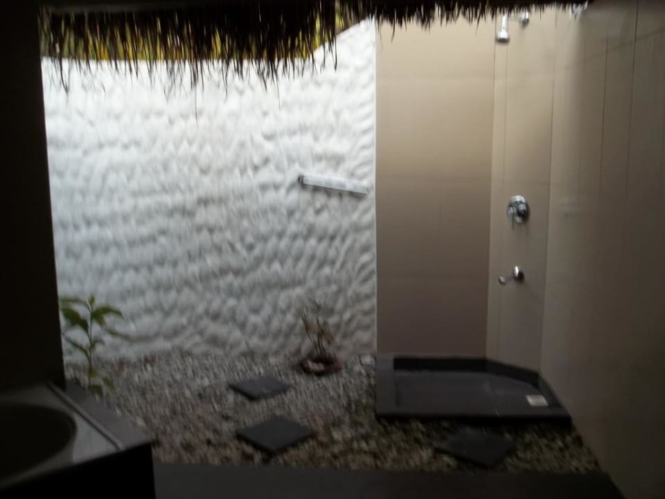 Außendusche Adaaran Select Hudhuran Fushi - Premium All Inclusive