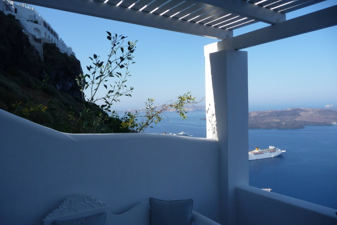 Blick auf Nea Kameni Hotel Agali Houses