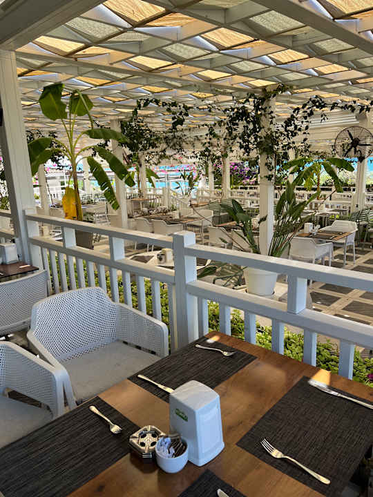 Gastro Can Garden Resort