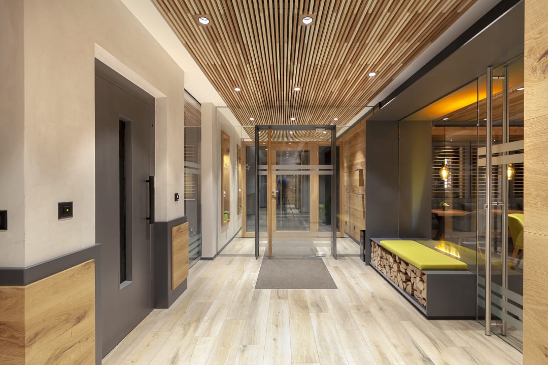 Lobby Hotel Eden No. 7