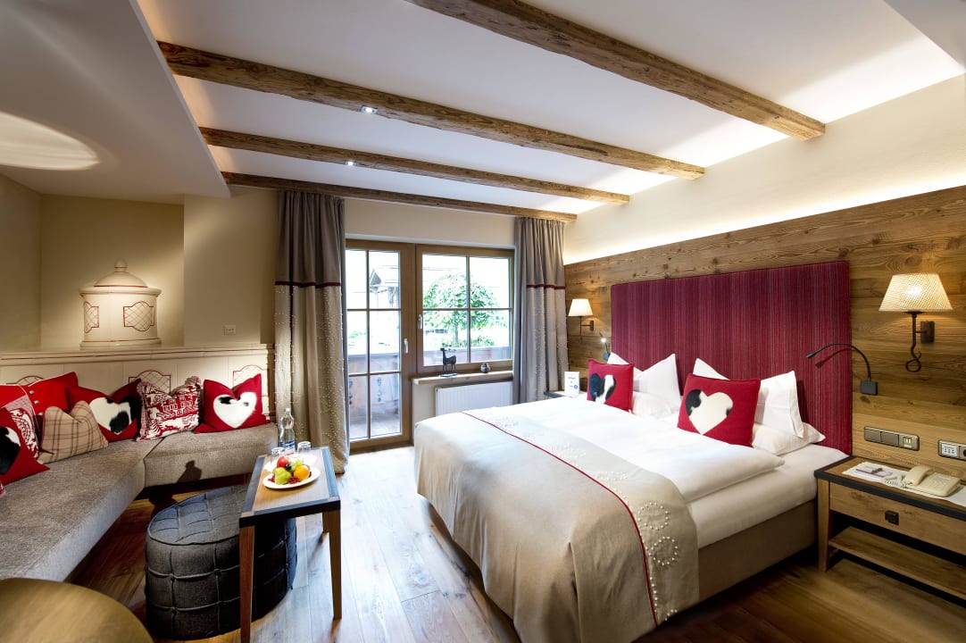 Wohn-Schlafzimmer "Herzblut" Hotel Alpin Spa Tuxerhof