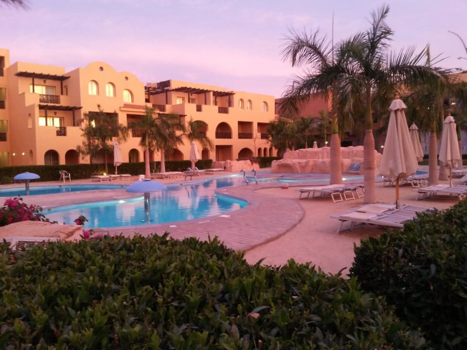 Jacuzzi pool at night Stella Garden Resort & Spa, Makadi Bay