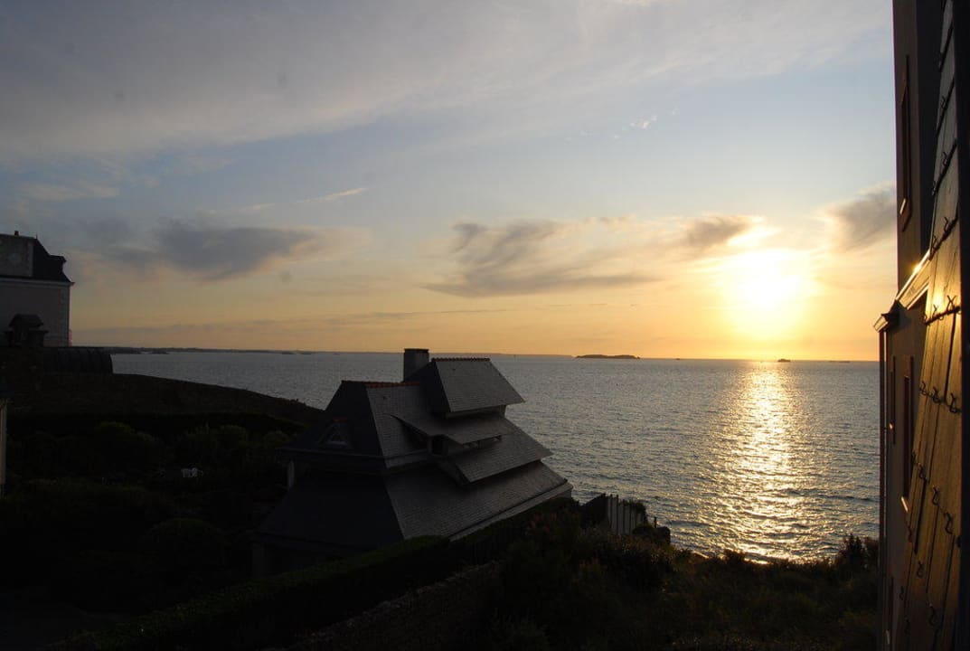 Fensterblick abends Hotel Residence Reine Marine