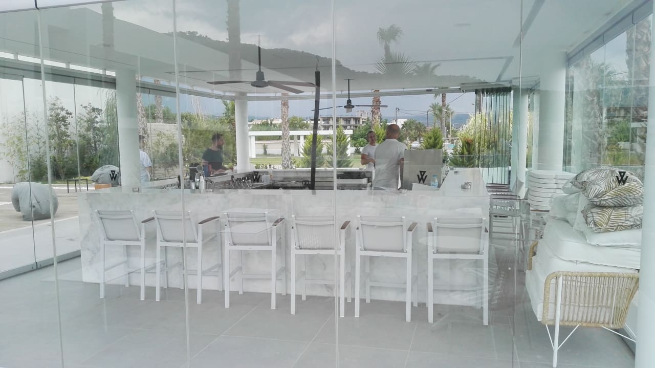 Gastro White Dreams Resort & Anex