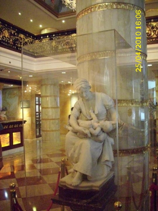 Hotellobby The Royal Plaza Hotel