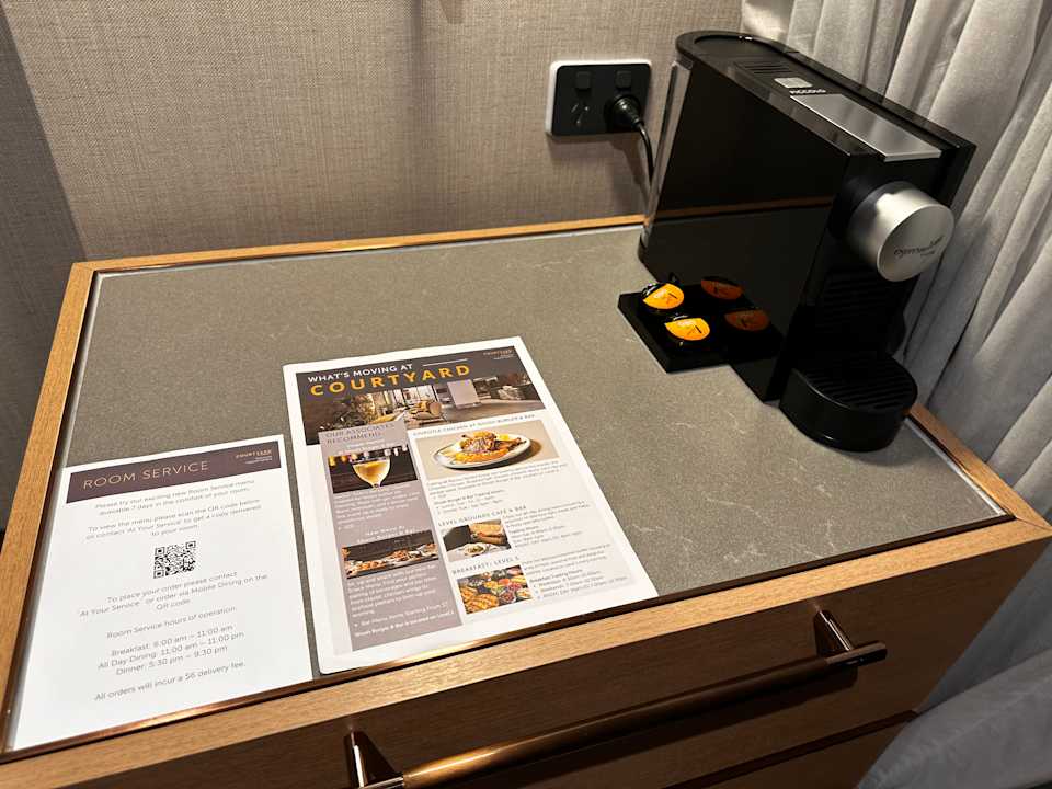 Zimmer Courtyard by Marriott Melbourne Flagstaff Gardens