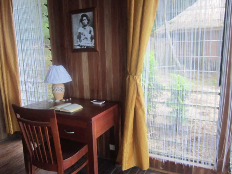 Bure Maleenga Resort