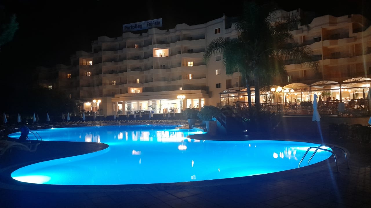 Pool PortoBay Falésia
