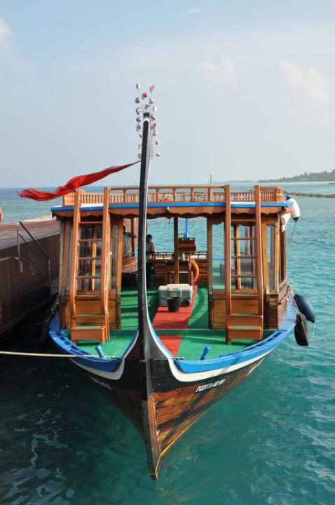 Dhoni Sun Siyam Olhuveli