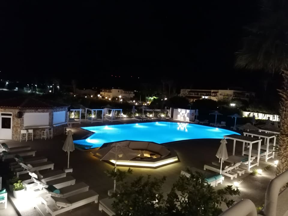 Pool Gaia In Style - Adults only