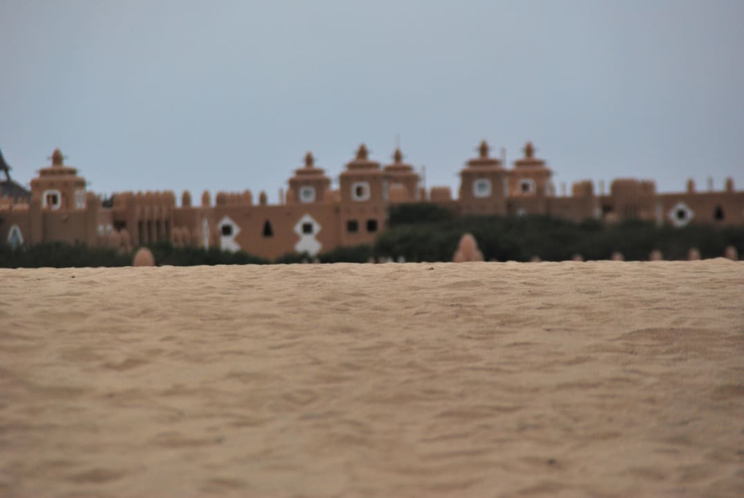 Blick auf das Hotel vom Strand Hotel Riu Funana