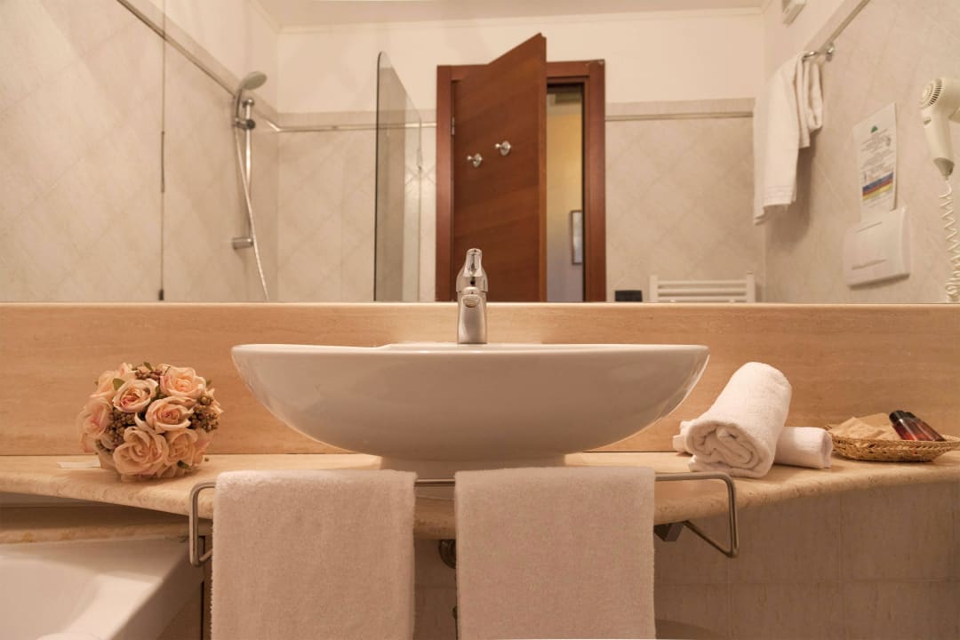 Bagno Residence L'Heritage suites Aristoteles 225 by Bluebay