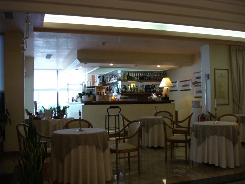 Hotel-Bar Hotel International Beach