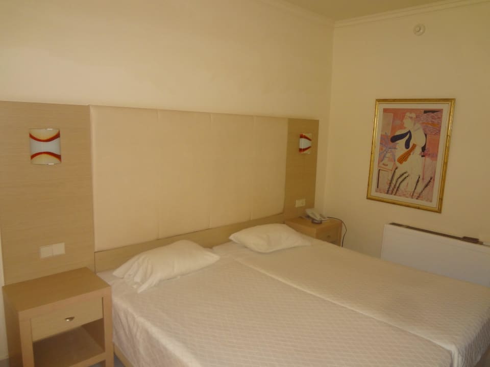 2 Betten zusammen geschoben Kresten Palace Hotel