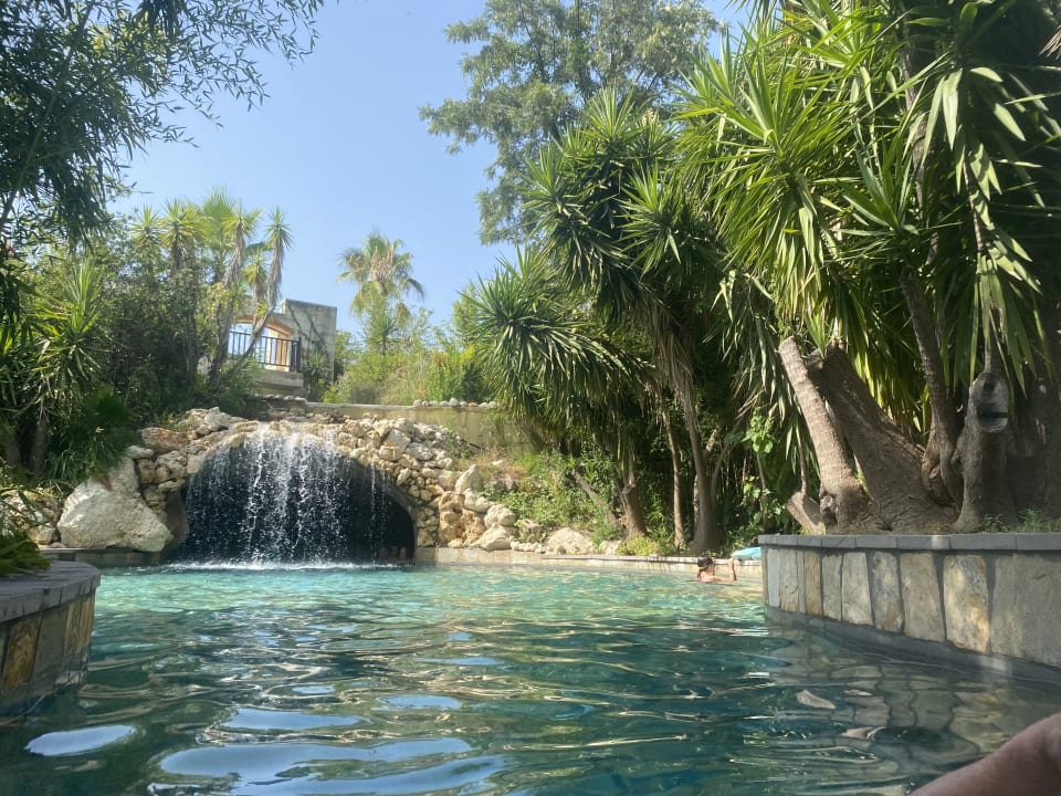 Pool Club Grand Side