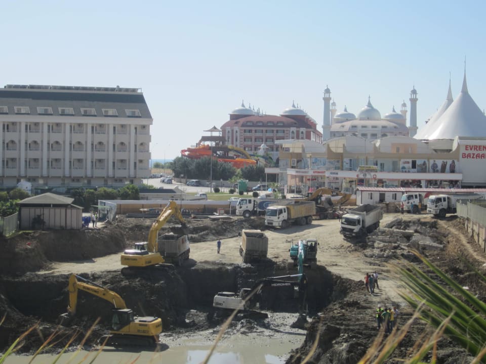 Ausblick vom Amphitheater Well Palace Side