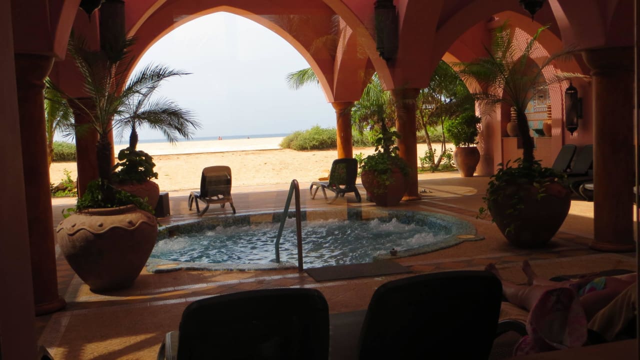 Jacuzzi im Spa-Bereich Hotel Riu Touareg
