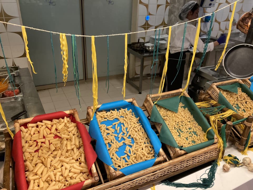 Gastro Xanadu Resort Hotel